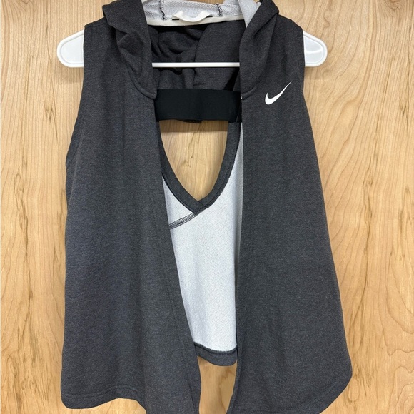 Nike Hoodie Girls M Grey Youth Wrap Vest Activewear Spring Sporty Kids - Picture 2 of 6